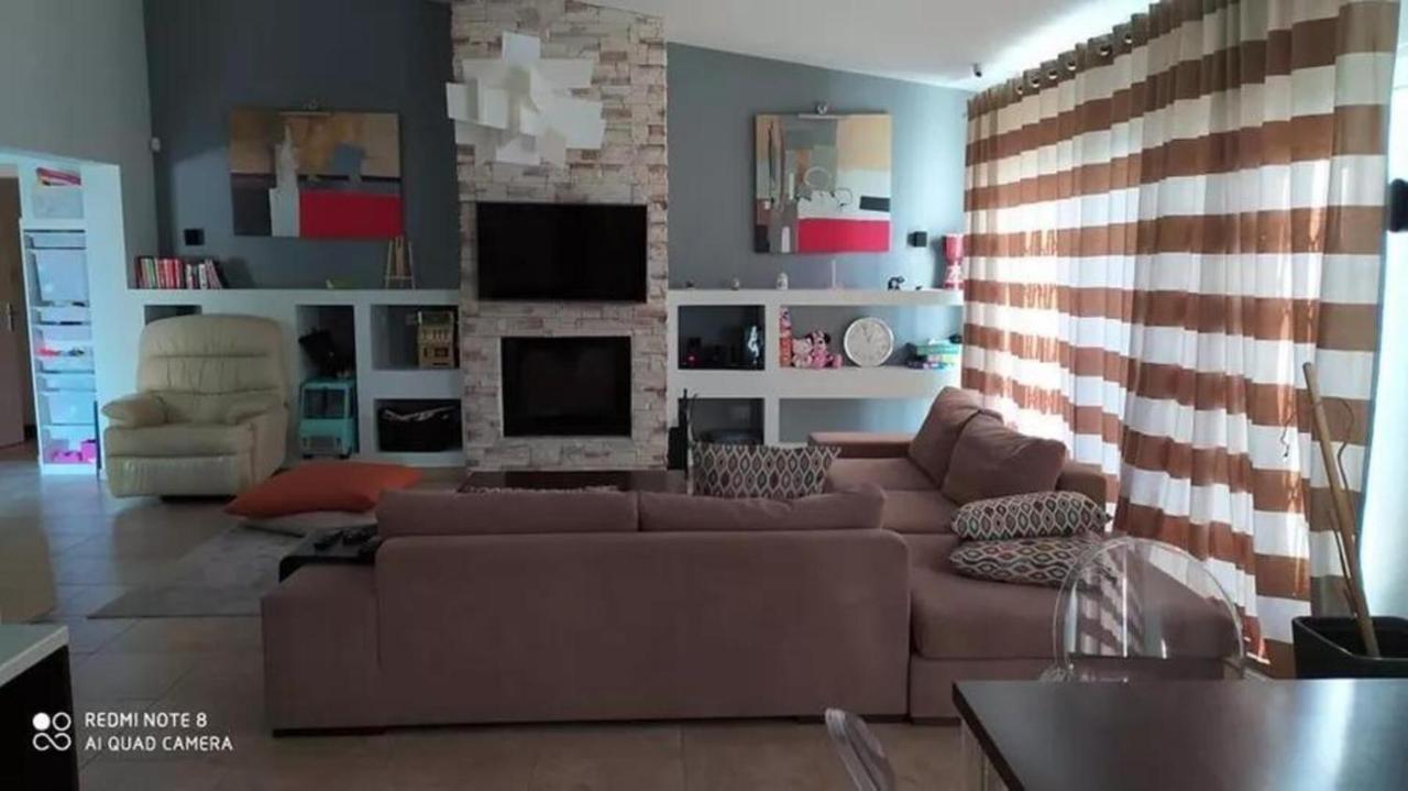Luxurious 6 Bedroom Villa In A Great Location Chalkida Luaran gambar
