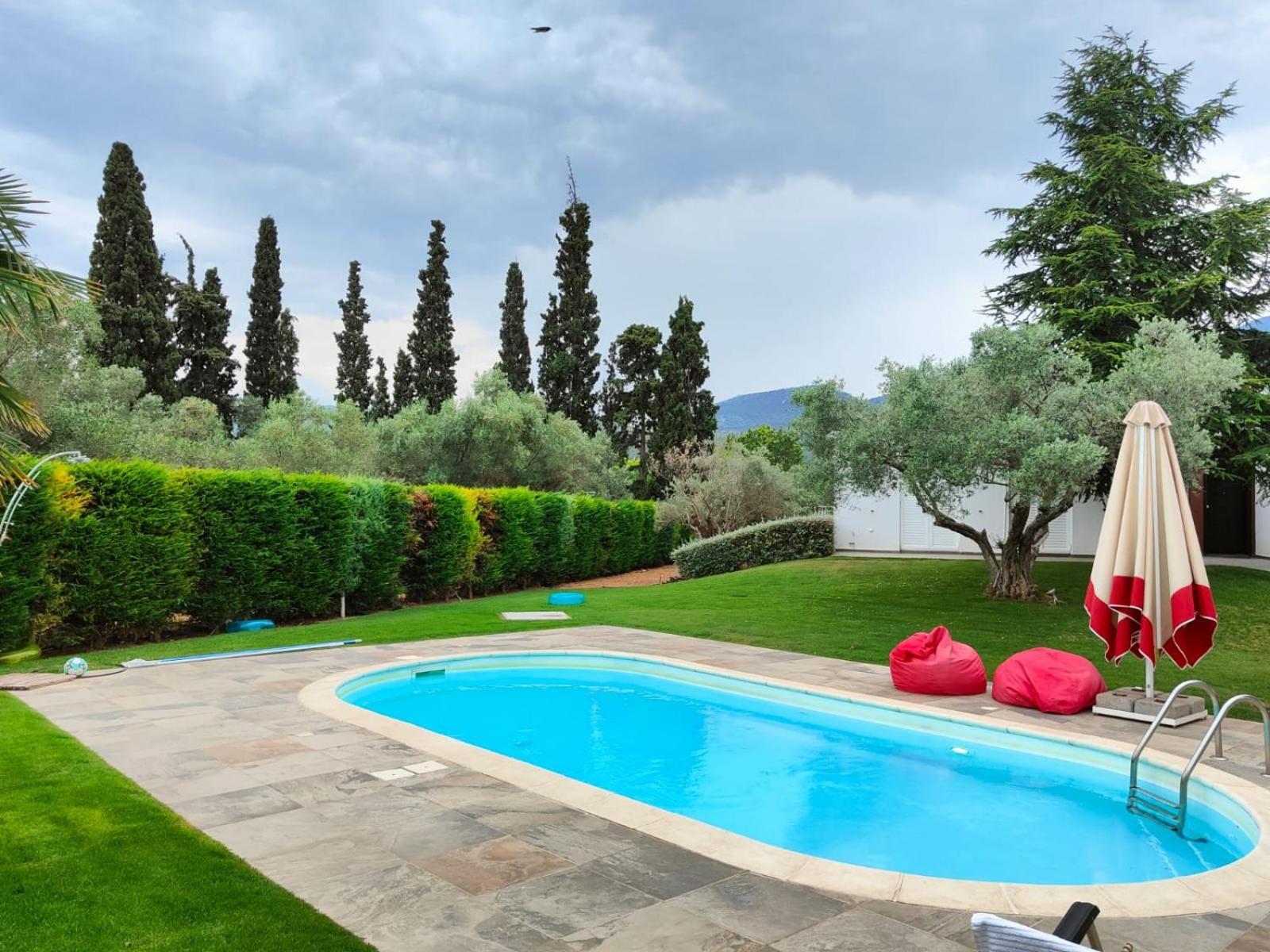 Luxurious 6 Bedroom Villa In A Great Location Chalkida Luaran gambar
